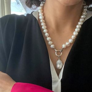 WHITE PEARL WITH BAROQUE DROP