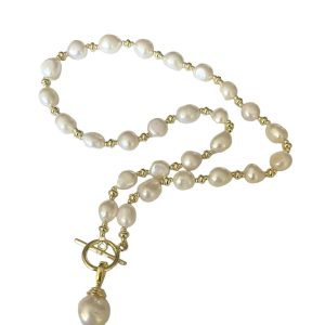 PEARL PENDANT NECKLACE
