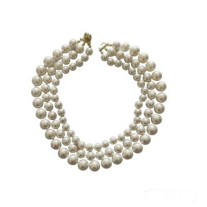 THREE TIER WHITE PEARL NECKLACE