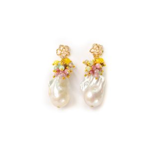 WHITE BAROQUE WITH TOURMALINE