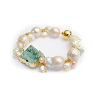 WHITE BAROQUE AND AQUA DRUZY BRACELET