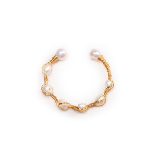 GOLD WIRE BANGLE WITH WHITE PEARL