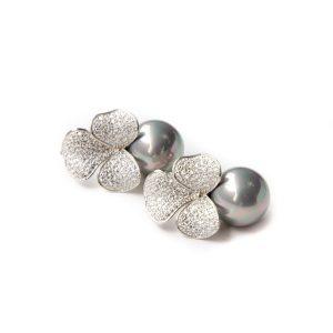 GREY PEARL WITH FLORAL ZIRCONIA